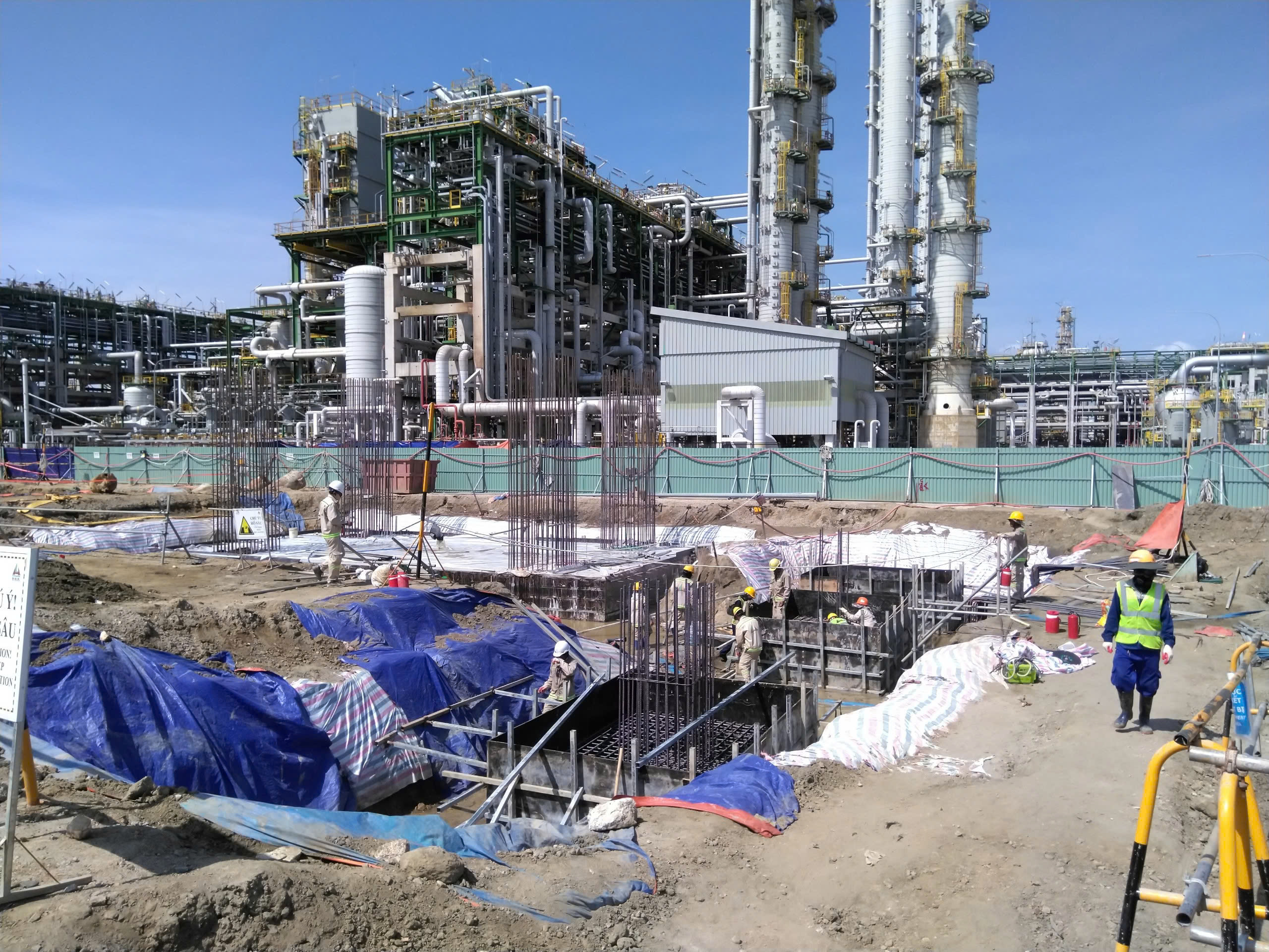 Dự án Cải tiến Tổ hợp Hóa dầu Miền Nam Việt Nam LSP - Gói Điều chỉnh Nhà máy Olefins, Công tác Xây dựng ngầm