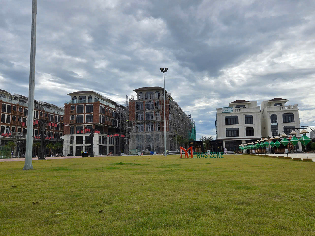 MENAS ZONE - Commercial and Tourism Service Complex in Hue City